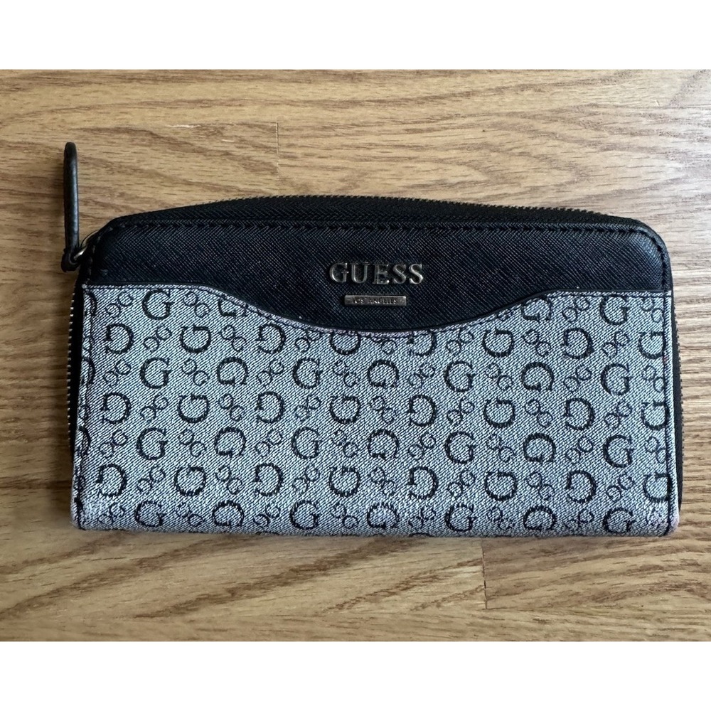 GUESS Los Angeles Zip Around Wallet G Logo Print‎ Black & Light Gray NWT w/ Box